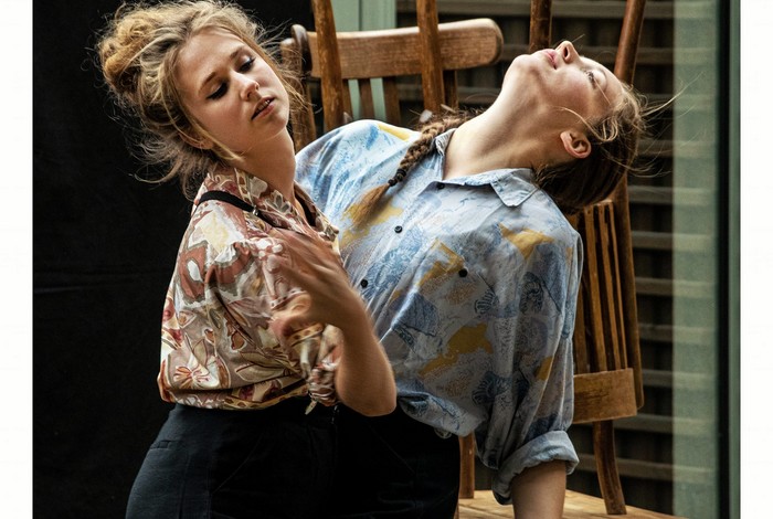 Danse « Les passantes » Cie Mi-Figue aux Idée halles, Baud